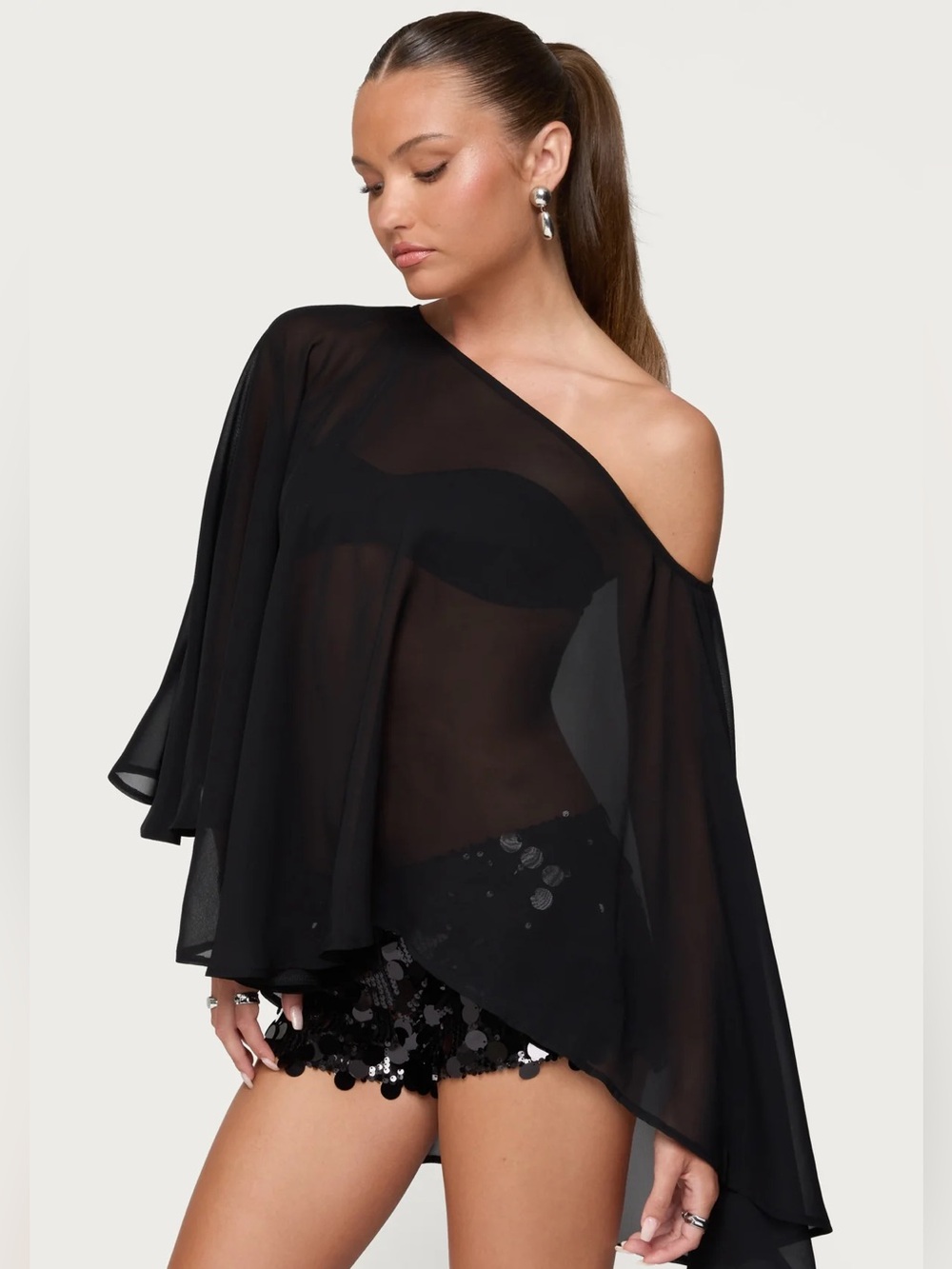 EDIKTED SHEER CHIFFON PONCHO